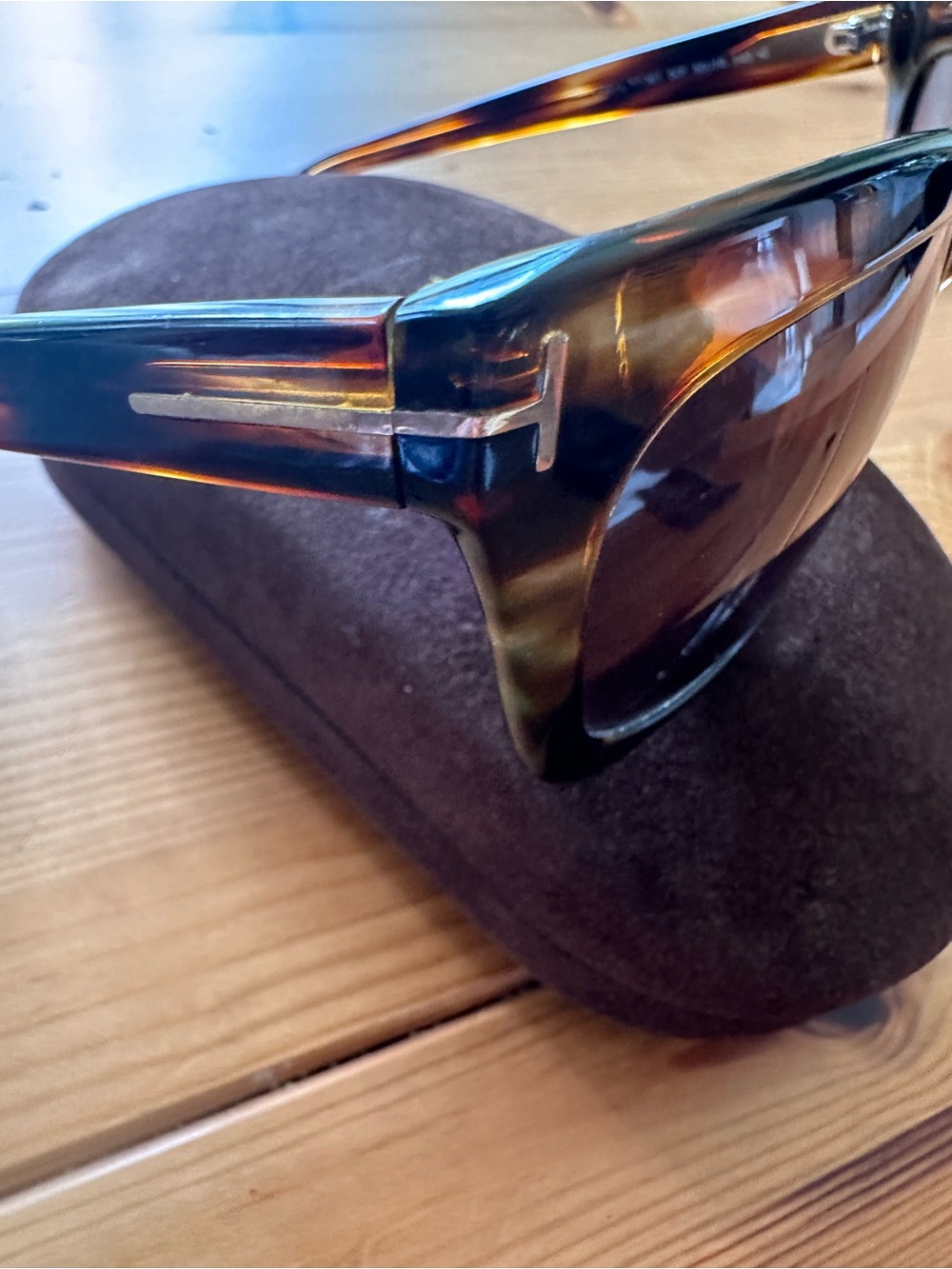 Tom Ford®️ Tortoise Framed “CELINA”Havana Sunglasses • EUC - Picture 10 of 15